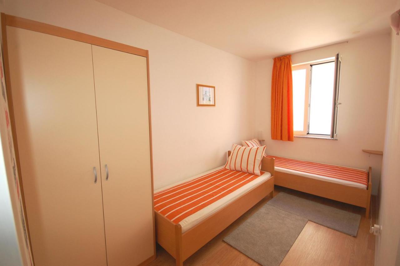 נייביצה Apartment Blanka By El-Pi Tours מראה חיצוני תמונה