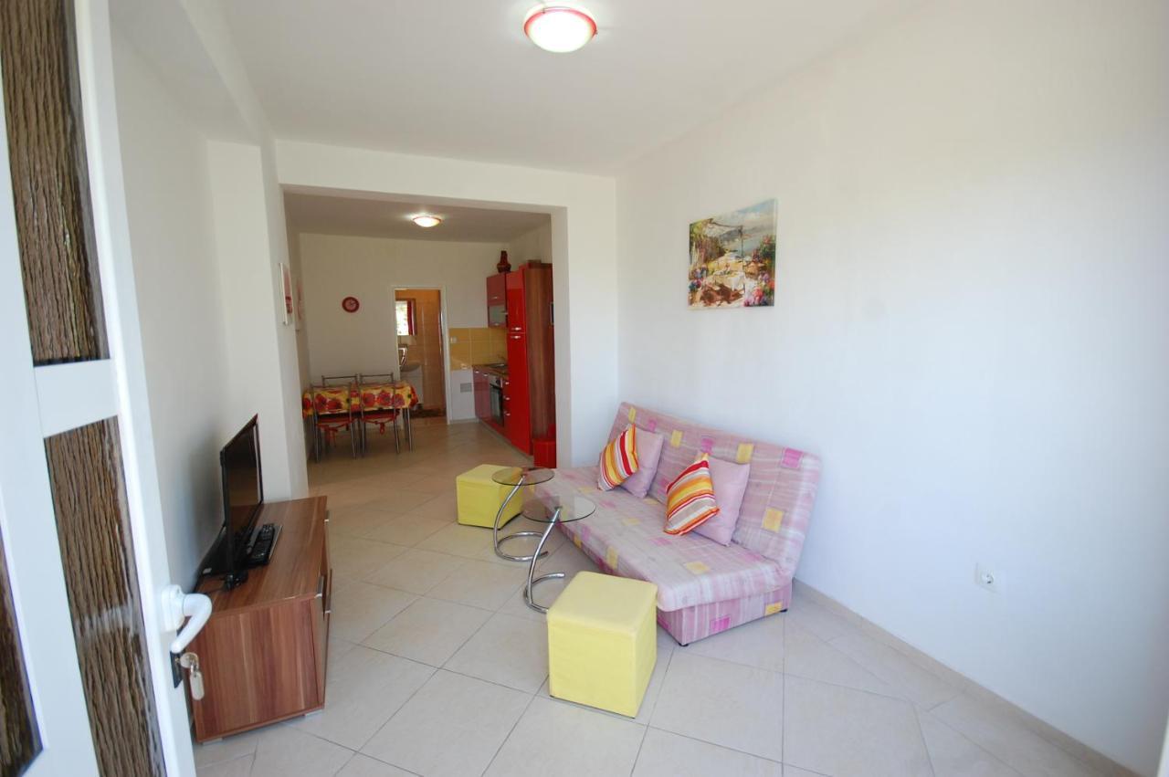 נייביצה Apartment Blanka By El-Pi Tours מראה חיצוני תמונה